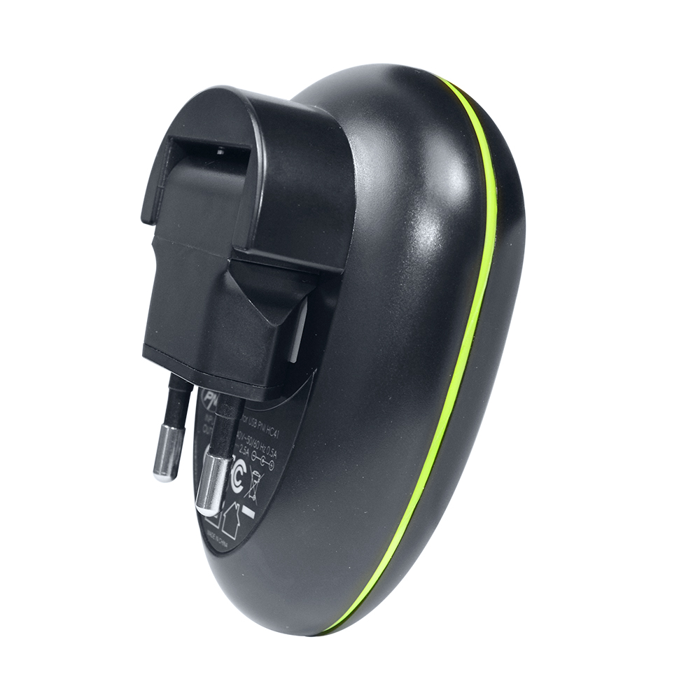 230 Volt Adapter mit 4 USB Steckdosen X - Bild 4