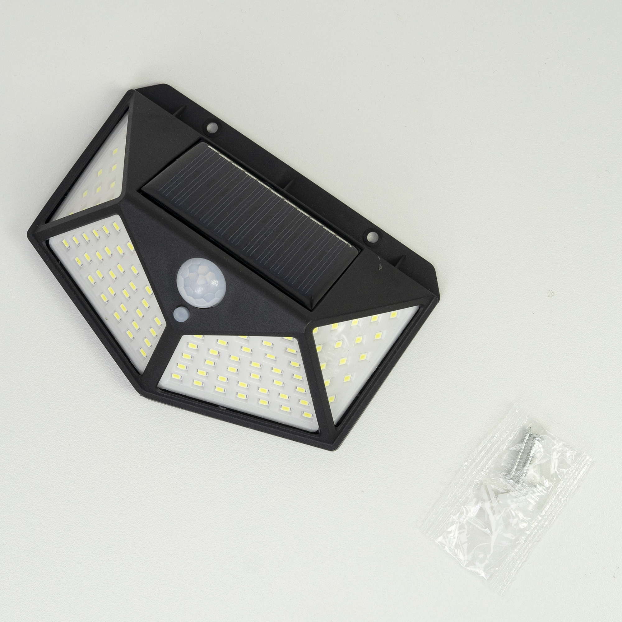 PNI WS10 LED-Solarlampe 100 LEDs, 600 lm, PIR-Winkel 120 Grad, Akku 1800 mAh, Wandmontage - Bild 3
