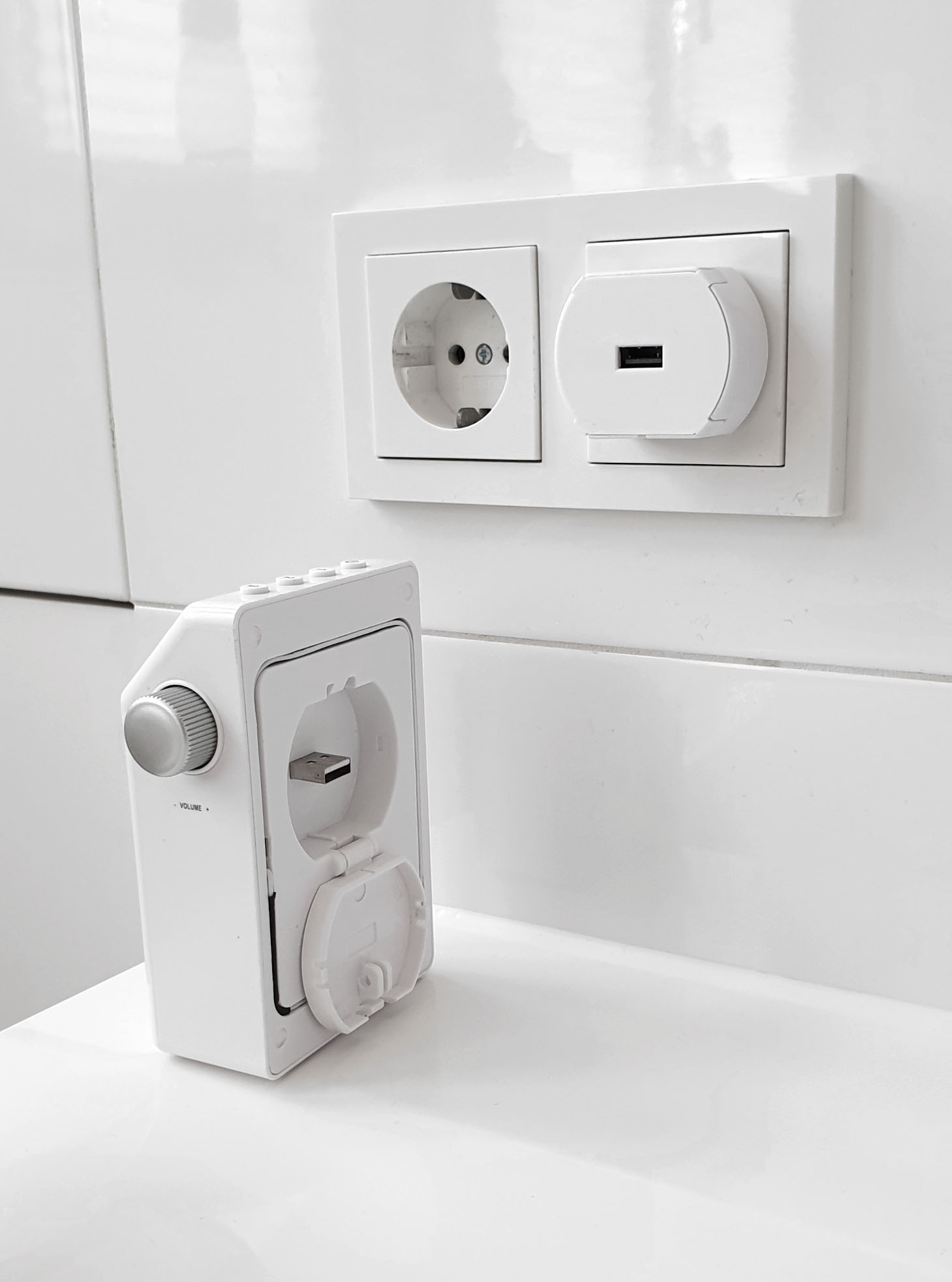 Soundmaster DAB60WE DAB+/UKW Steckdosenradio mit Bewegungsmelder & Li-Ion Akku  - Bild 8