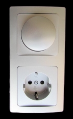 DELPHI Steckdosen Set mit Dimmer silber X